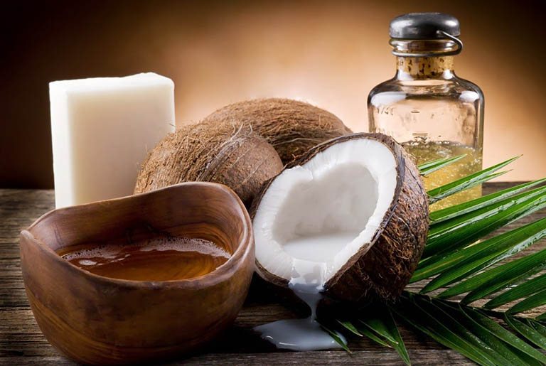 Dầu dừa giúp giảm ngứa da đầu