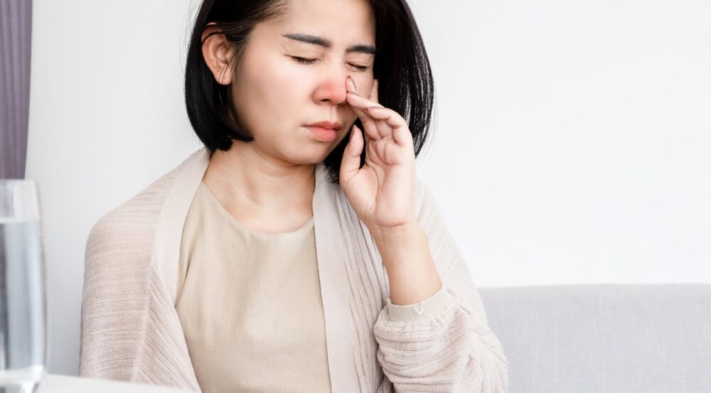 Nghẹt mũi kéo dài gây ảnh hưởng lớn đến chất lượng sống hàng ngày.