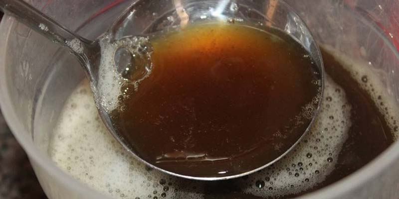 Cách loại bỏ gàu trên da đầu với dầu gội thiên nhiên rất an toàn cho cơ thể