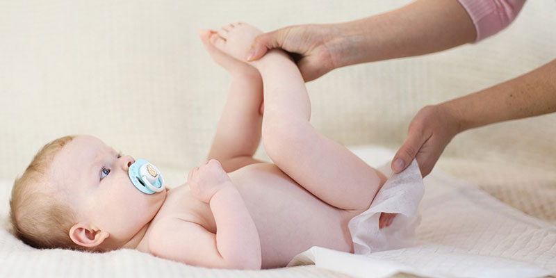 be-so-sinh-bi-tao-bon-1