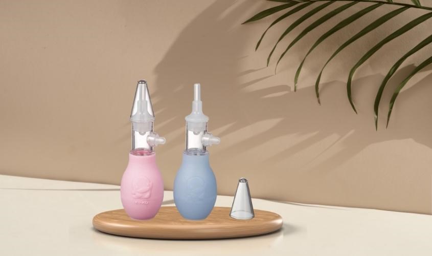 Nên dùng riêng dụng cụ hút mũi khi rửa mũi cho trẻ