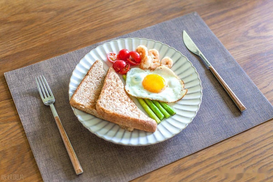 uong-vitamin-e-luc-nao-tot-nhat-2