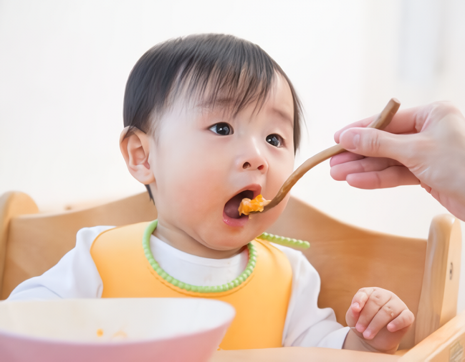 be-6-thang-khong-chiu-an-dam-phai-lam-sao-5