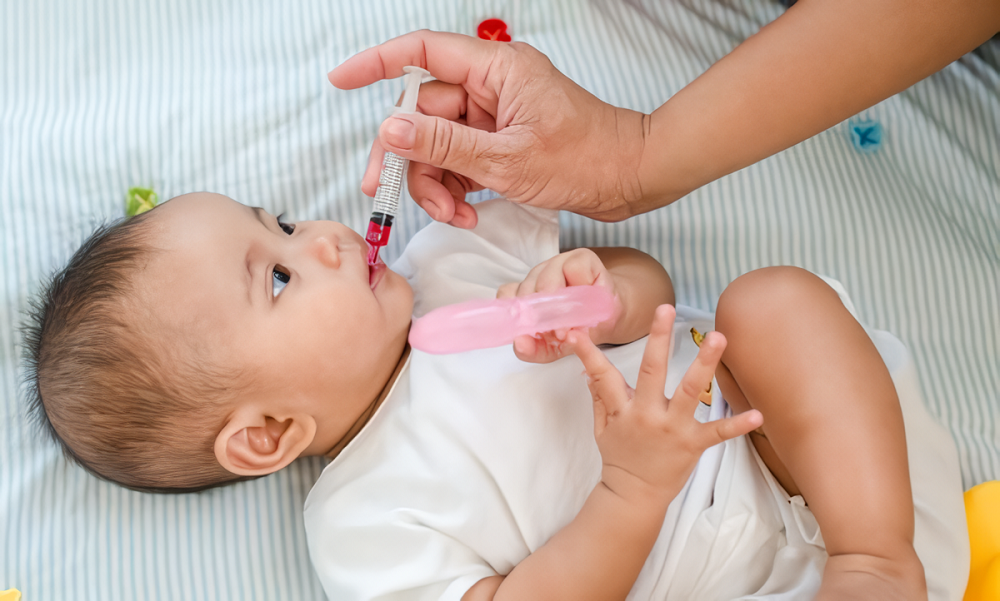 be-9-thang-khong-chiu-an-dam-phai-lam-sao-6