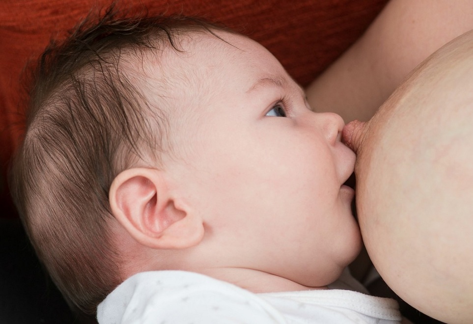 bieng-an-sinh-ly-o-tre-6-thang-tuoi-4