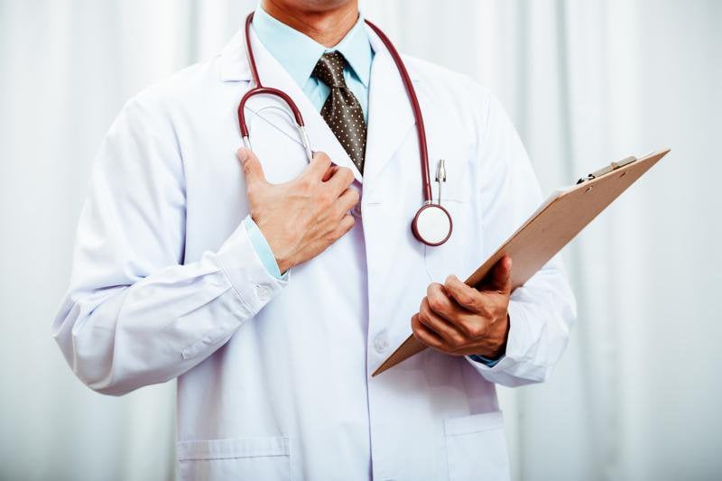 Cách trị bệnh viêm xoang cấp bằng thuốc cần được thực hiện dưới sự hướng dẫn của chuyên gia