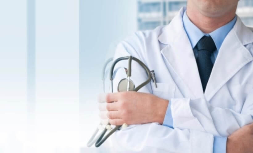 Nên gặp bác sĩ khi trẻ bị sổ mũi quá 14 ngày