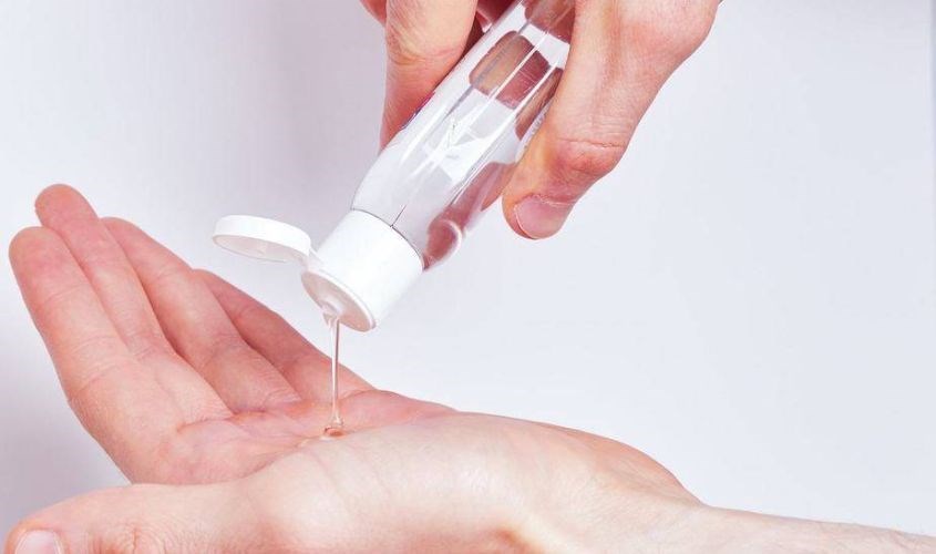 nuoc-rua-phu-khoa-cho-be-gai-3