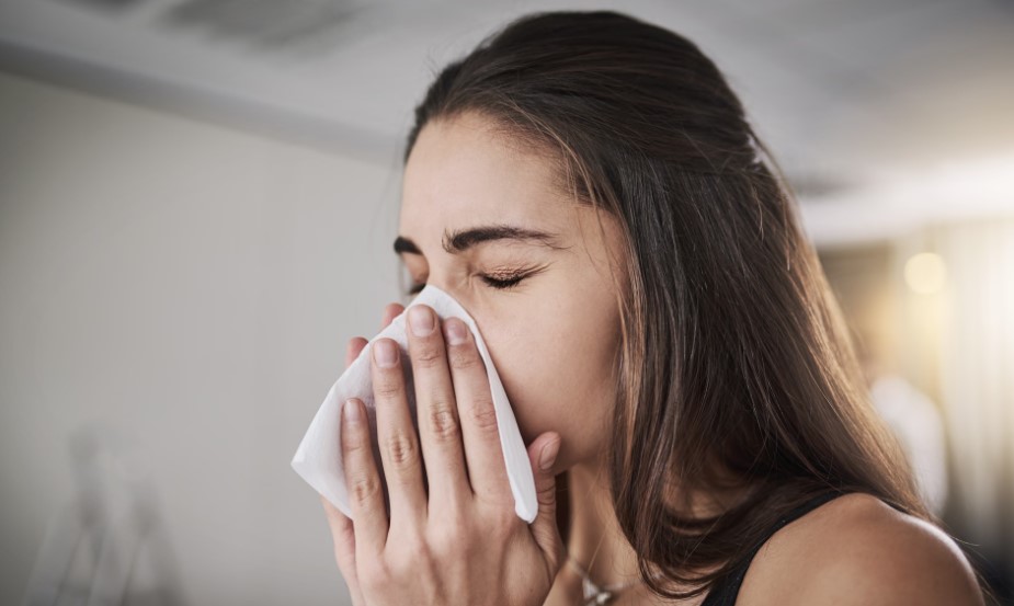 Viêm mũi cấp tính có nguy hiểm không? Thường ít nguy hiểm nếu kiểm soát kịp thời