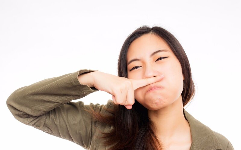 vung-kin-co-mui-hoi-kham-phai-lam-sao-1