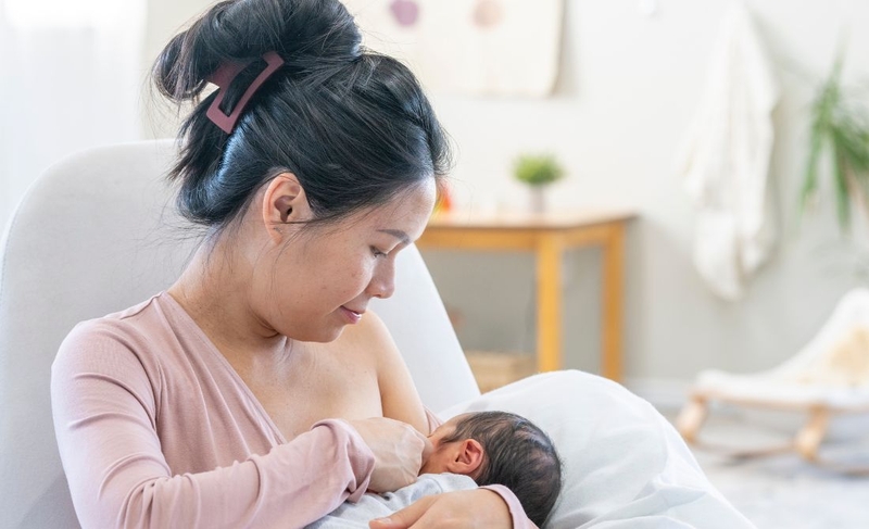 be-4-thang-tuoi-bieng-an-phai-lam-sao-5