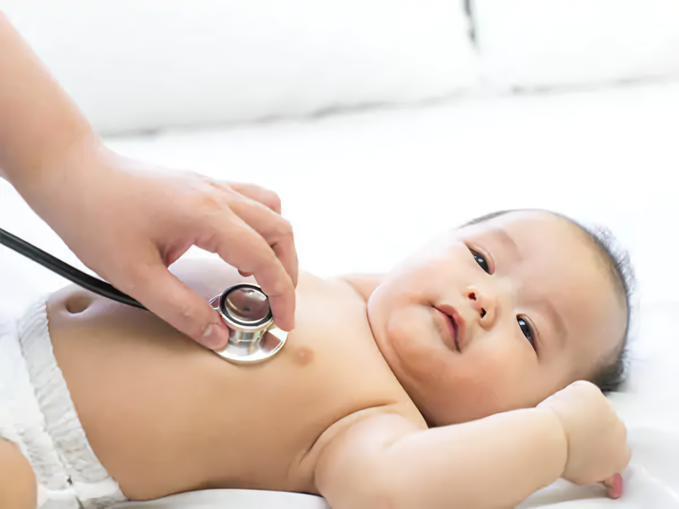 be-4-thang-tuoi-bieng-an-phai-lam-sao-7