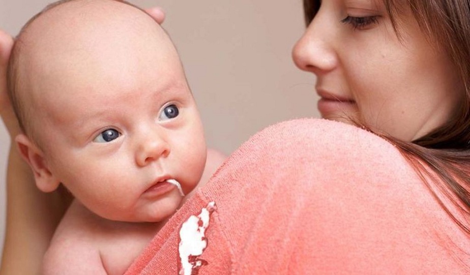 em-be-oc-sua-nhieu-co-sao-khong-2