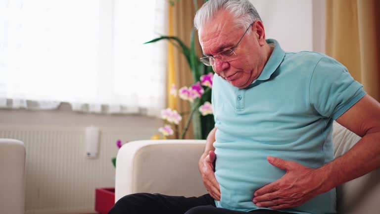 nguyen-nhan-tao-bon-o-nguoi-gia-1