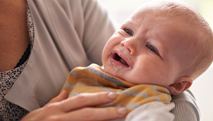 tre-so-sinh-bi-tro-sua-2