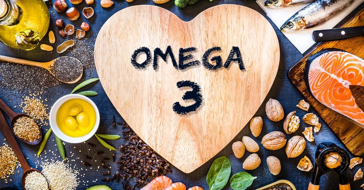 Chế độ ăn giàu Omega-3 hỗ trợ giảm viêm da từ bên trong.