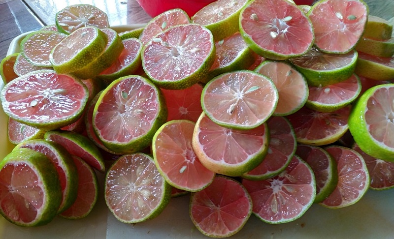 cach-ngam-chanh-dao-mat-ong-3