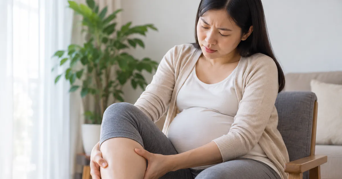 Bà bầu bị chuột rút ban ngày phải làm sao khi kéo giãn bắp chân tại nhà