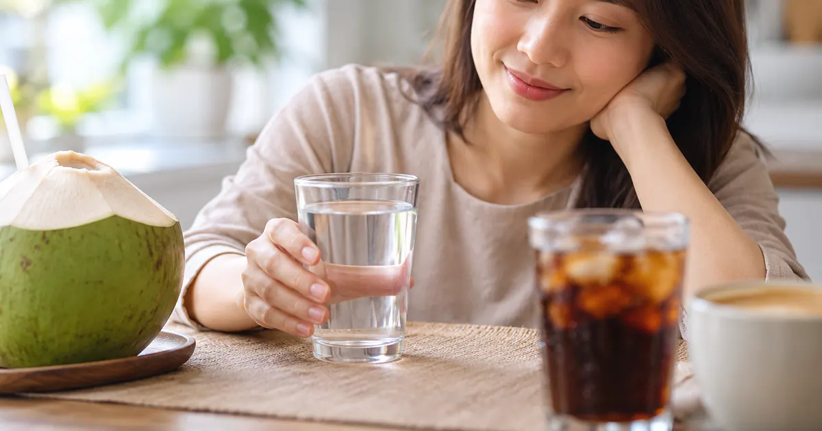 Lựa chọn đồ uống phù hợp hơn để hạn chế các yếu tố kích hoạt trào ngược